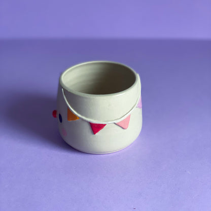 Fanion 07 -  Petit Pot de fleur