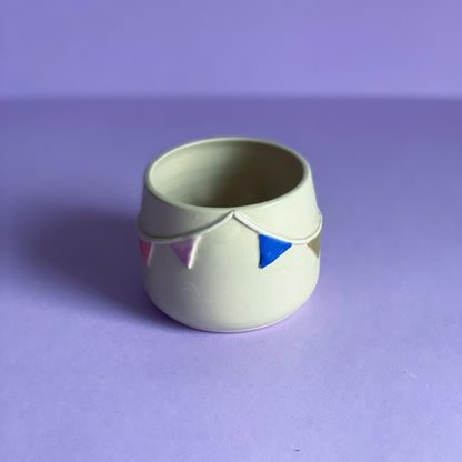 Fanion 07 -  Petit Pot de fleur